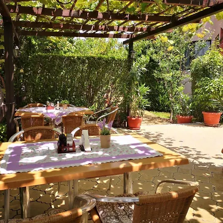 Szálloda Family Rainbow 2*