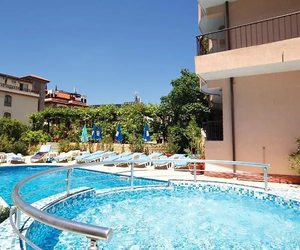 Хотел Family Rainbow Свети Влас