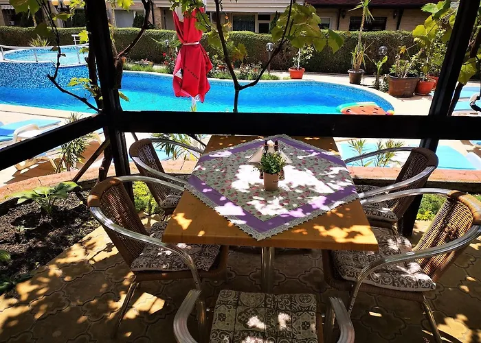 Family Rainbow Свети Влас